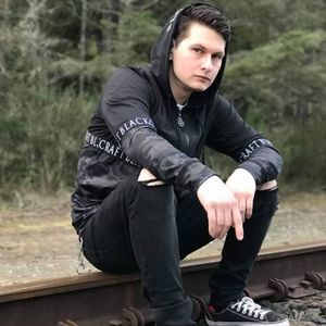 Meet your Posher, Jake